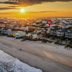 Ocean Views, Elevator, Ensuite Baths, Dogs OK