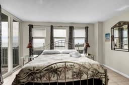Oceanfront Condo, Sunrise Balconies, Arcade - Image 4