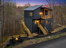 Hot Tub + Fire Pit Cabin, 5 Mi To Gatlinburg - Image 3