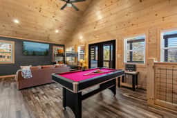 Hot Tub, Game Loft, 6 Min To The Island - Image 3