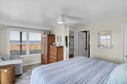 Soundfront Retreat, Sunset Decks, Beach Walk - Image 5