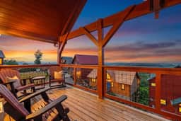 Dog Friendly · Hot Tub · Views · Dollywood - Image 4