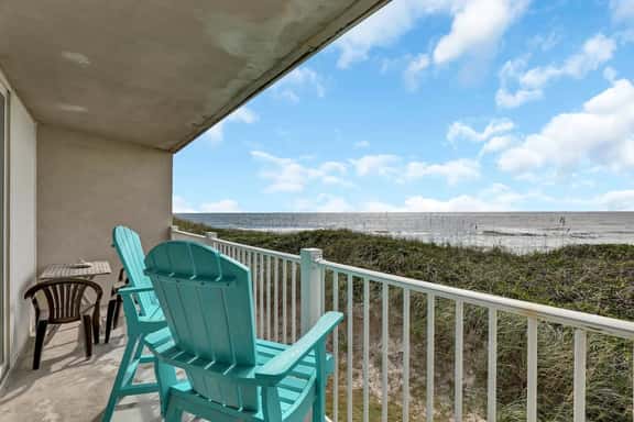 Oceanfront Condo, Sunrise Balconies, Arcade - Image 1