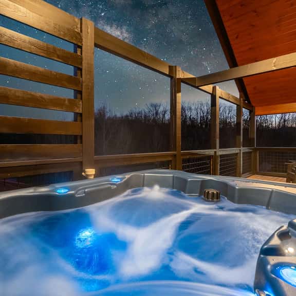 Hot Tub, Game Loft, 6 Min To The Island - Image 1