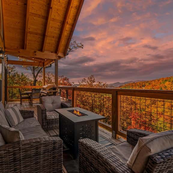 Mtn Views | Hot Tub | Fire Pit | Game Room - Image 1