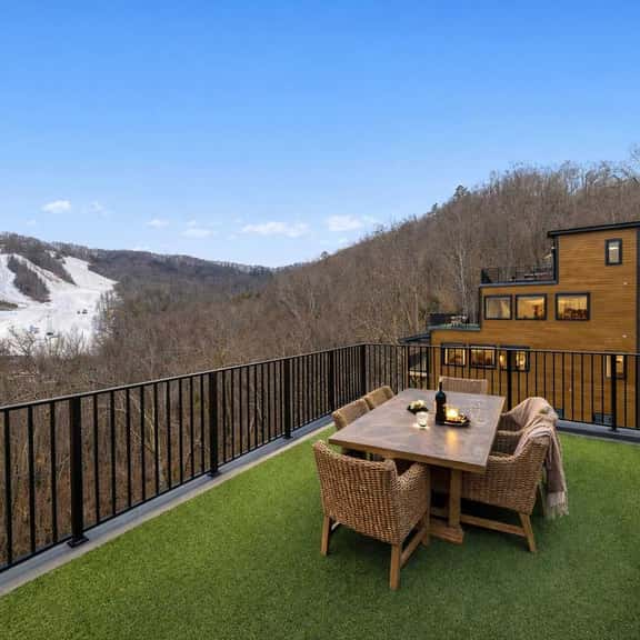 Indoor Pool, Hot Tub, Ski View · Sleeps 22 - Image 1