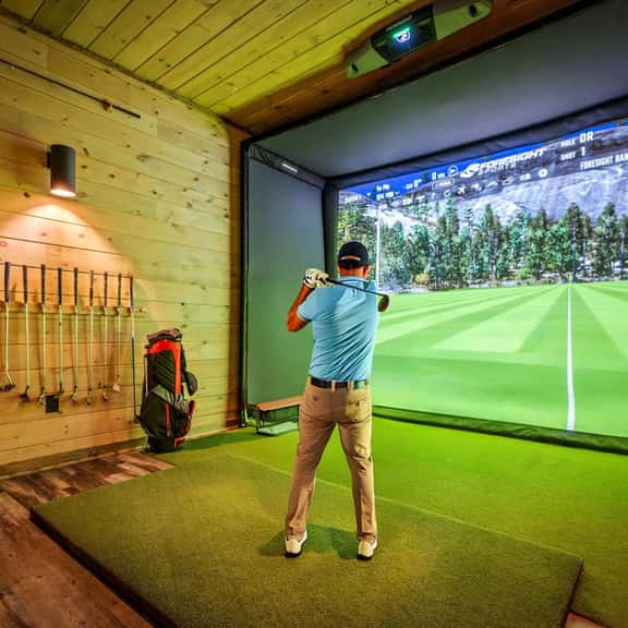 Golf Simulator Cabin · Hot Tub & Game Loft - Image 1