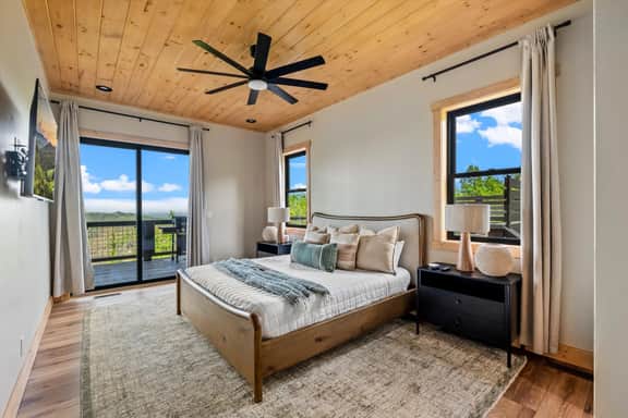 Swim Spa · Fall Mountain Views · Game Room - Image 4
