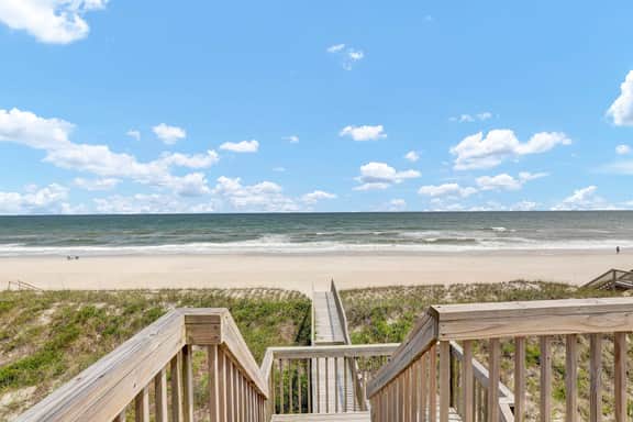 Oceanfront Home, Hot Tub, Arcade, Dog Friendly - Image 5