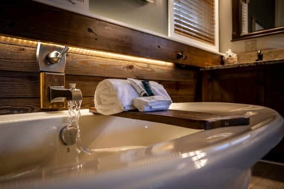 Mt. LeConte Views · Hot Tub · Arcade · 4 Suites - Image 2