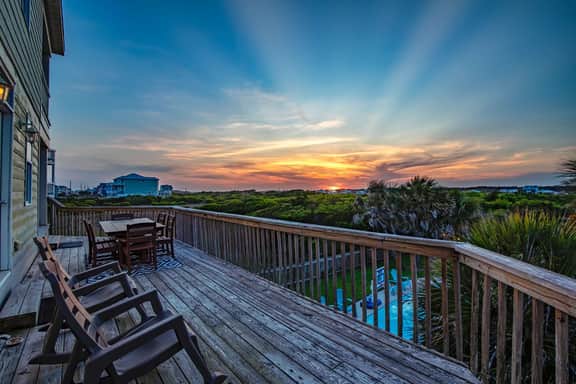 Ocean Views, Hot Tub, 5 En Suites, Dog Friendly - Image 3