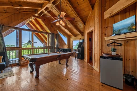 Pet Friendly Cabin · Game Loft · Mtn Views - Image 3