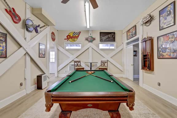 Private Beach Access, Hot Tub, Fire Pit - Image 5
