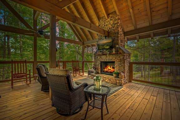 Golf Simulator Cabin · Hot Tub & Game Loft - Image 2